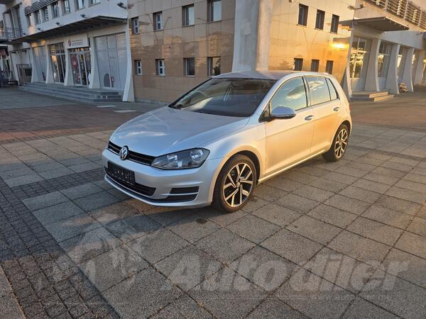 Volkswagen - Golf 7 - 1.6 DSG