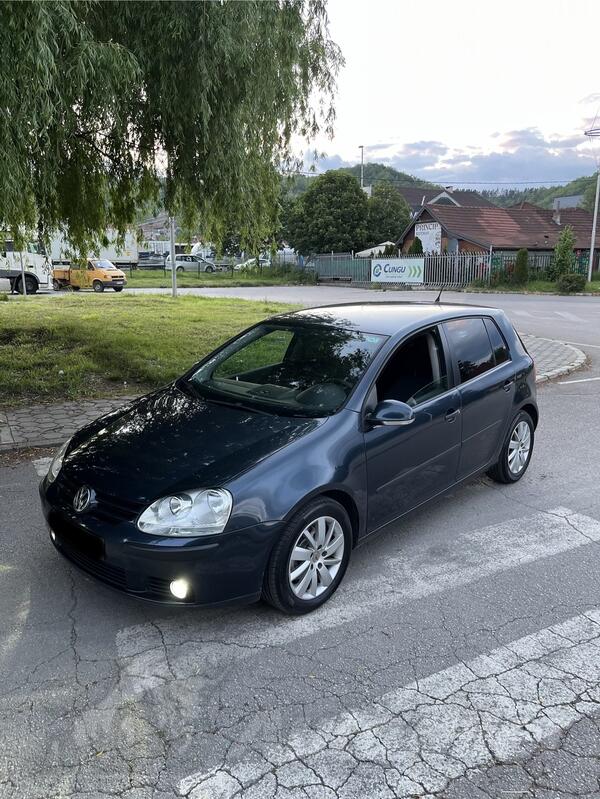 Volkswagen - Golf 5 - 1.9
