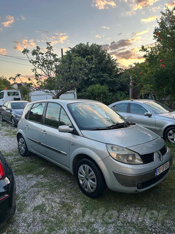 Renault - Scenic - 1.5 dci