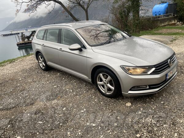 Volkswagen - Passat Variant - 2.0tdi automatic