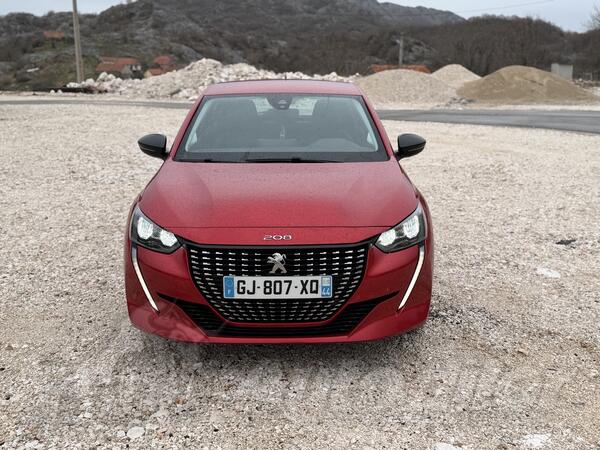 Peugeot - 208 - AUTOMATIK