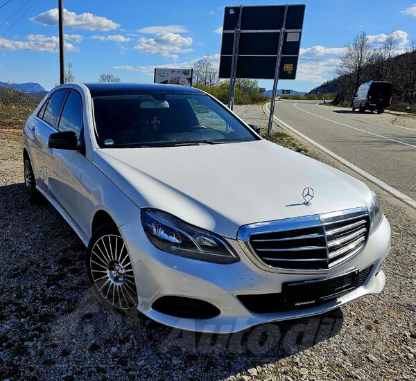 Mercedes Benz - E 220 - e 220