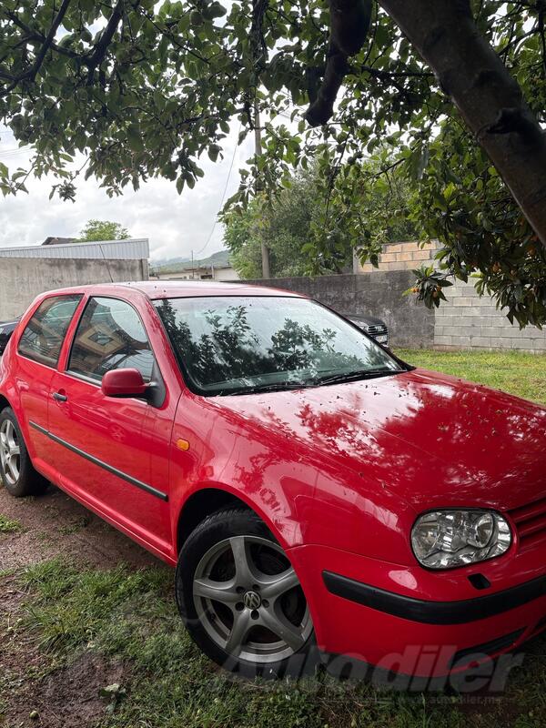 Volkswagen - Golf 4 - 1.4