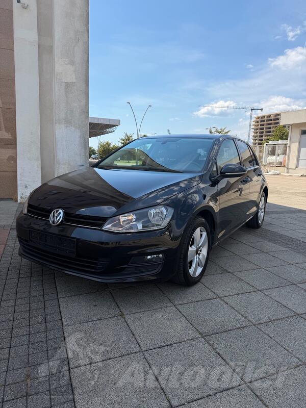 Volkswagen - Golf 7 - 1.6 Tdi-BlueMotion