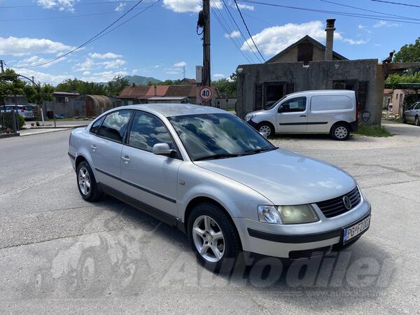 Volkswagen - Passat - 1.9 TDI