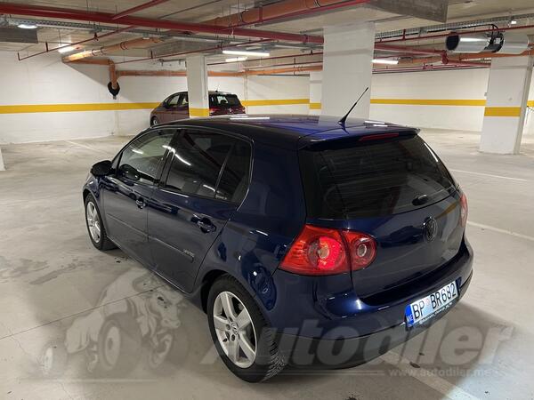 Volkswagen - Golf 5 - 1.9 TDI