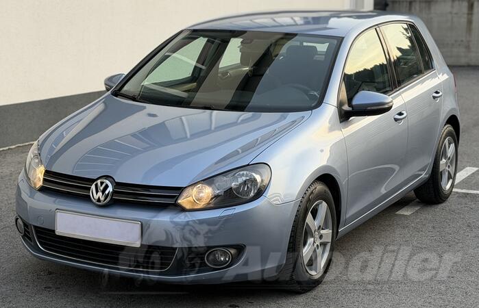 Volkswagen - Golf 6 - 1.6 TDI BLUEMOTION
