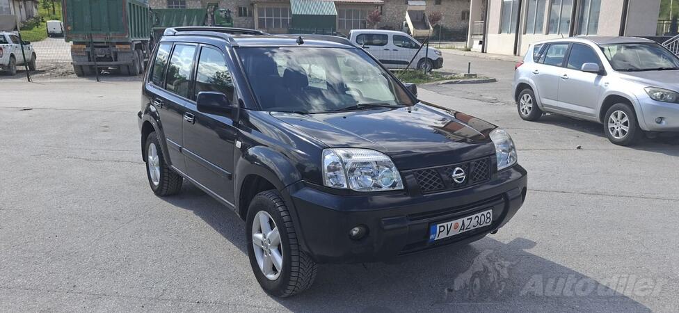 Nissan - X-Trail - 2.2 100 kw