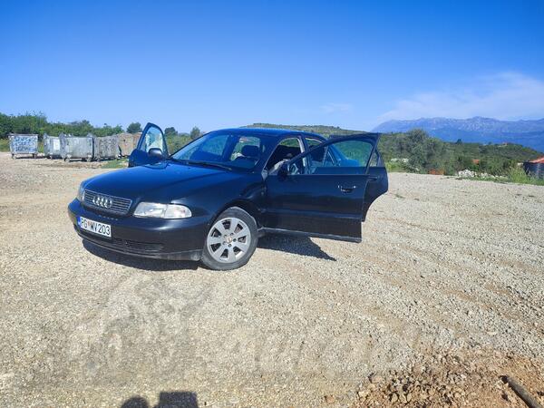 Audi - A4 - 1.8