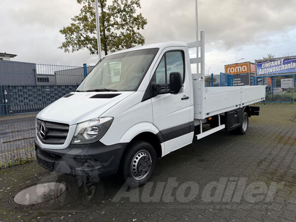 Mercedes Benz - Sprinter II 519 CDI kamion s ravnom platformom / MO3217