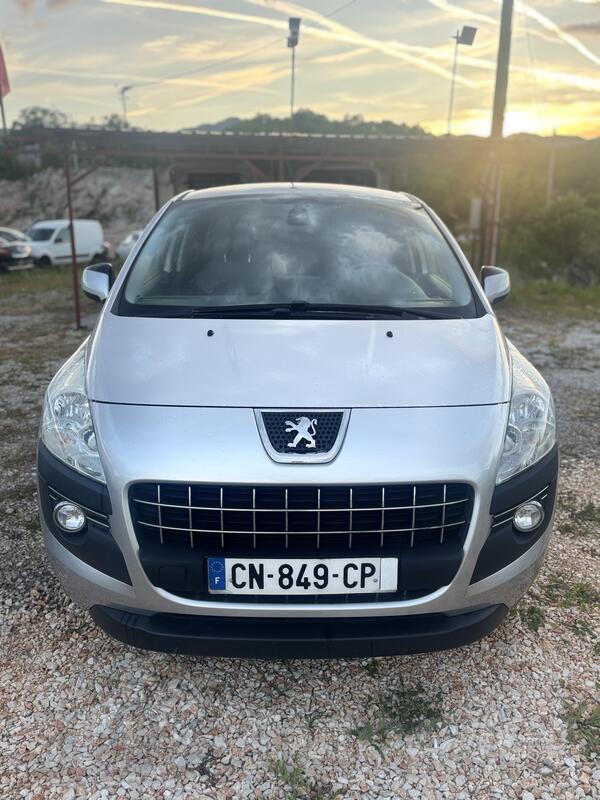 Peugeot - 3008 - 1.6 hdi Automatik