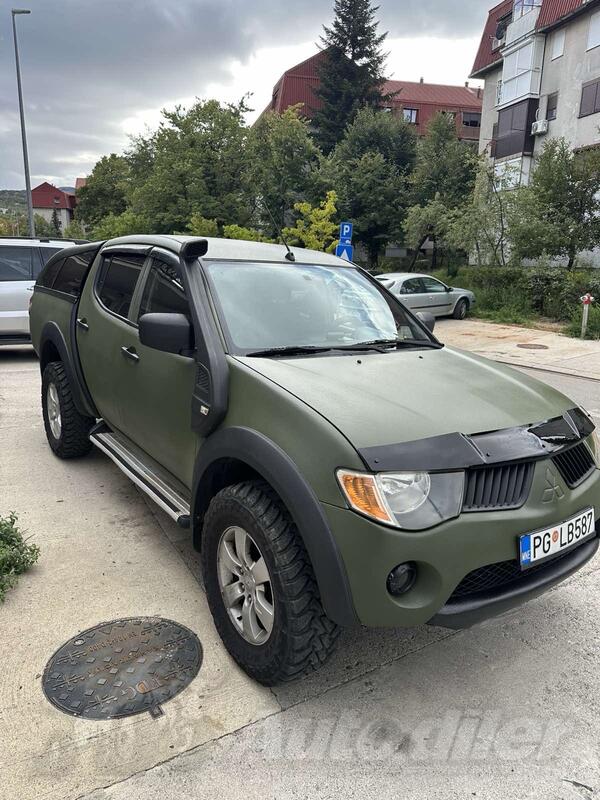 Mitsubishi - L200 - L200