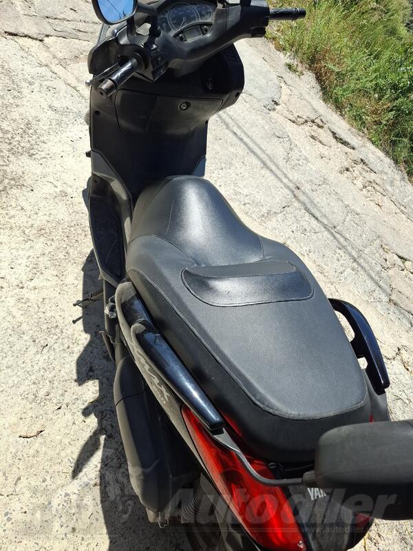 Yamaha - x max 250