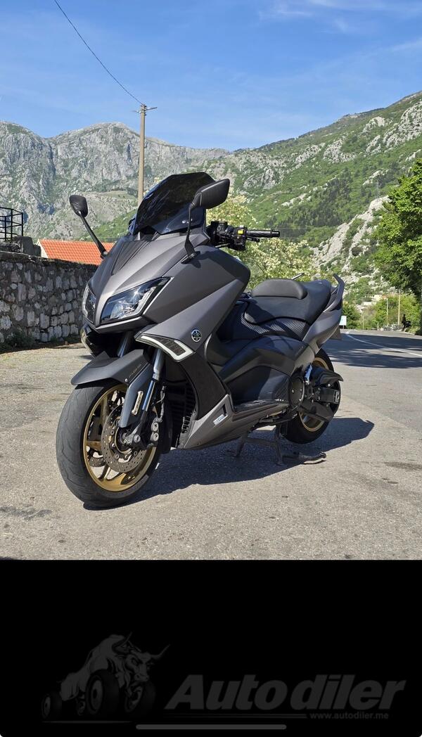 Yamaha - T-MAX 530