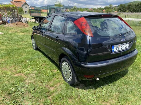 Ford - Focus - 1.8 tddi