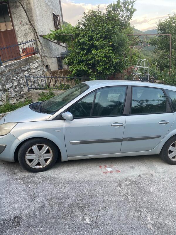 Renault - Scenic - 1.9DCI