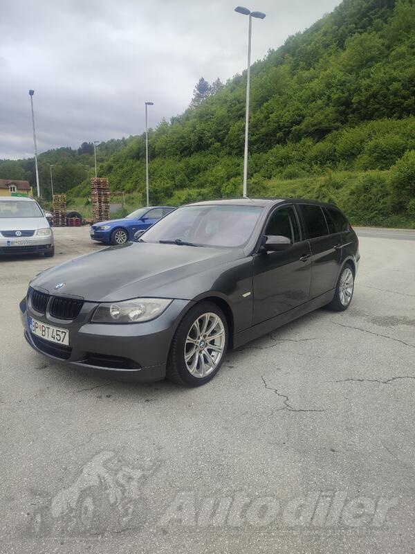 BMW - 320 - 2.0