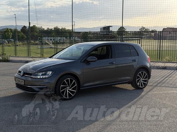 Volkswagen - Golf 7.5 - 1.6tdi DSG