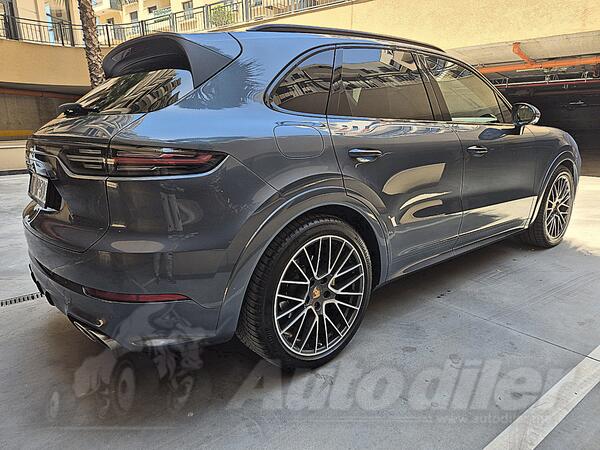 Porsche - Cayenne - Cayene S