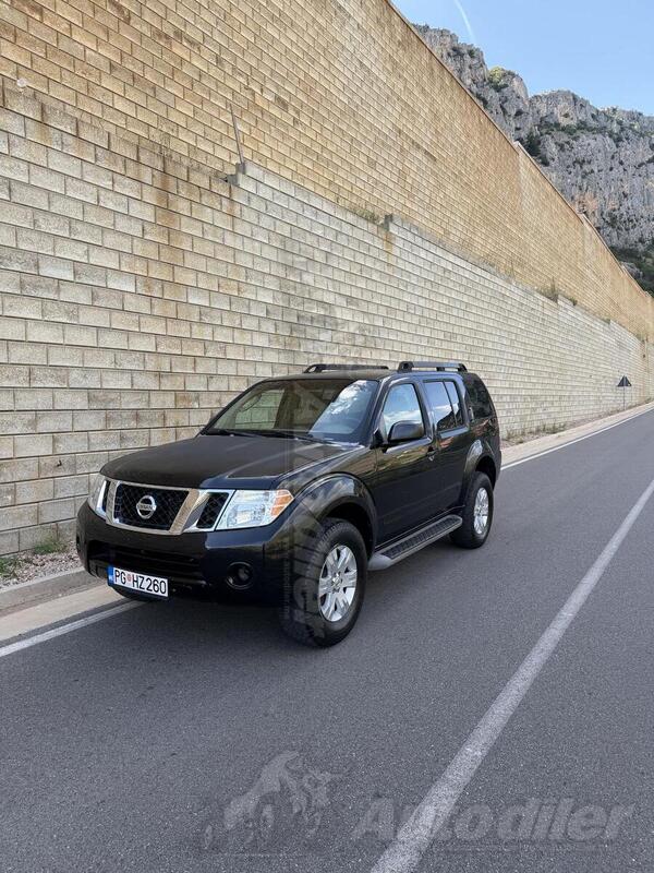 Nissan - Pathfinder - 4.0