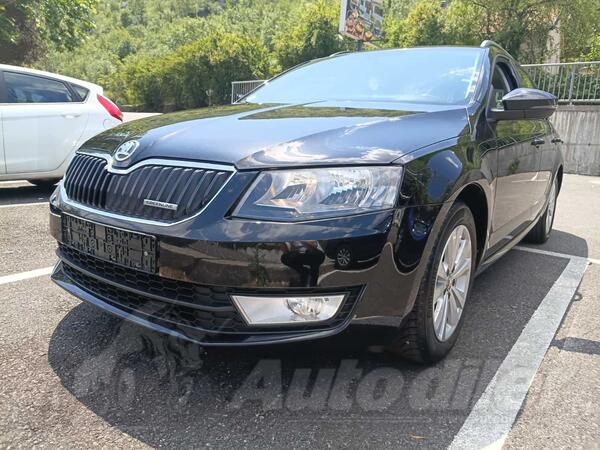 Škoda - Octavia - 1.6