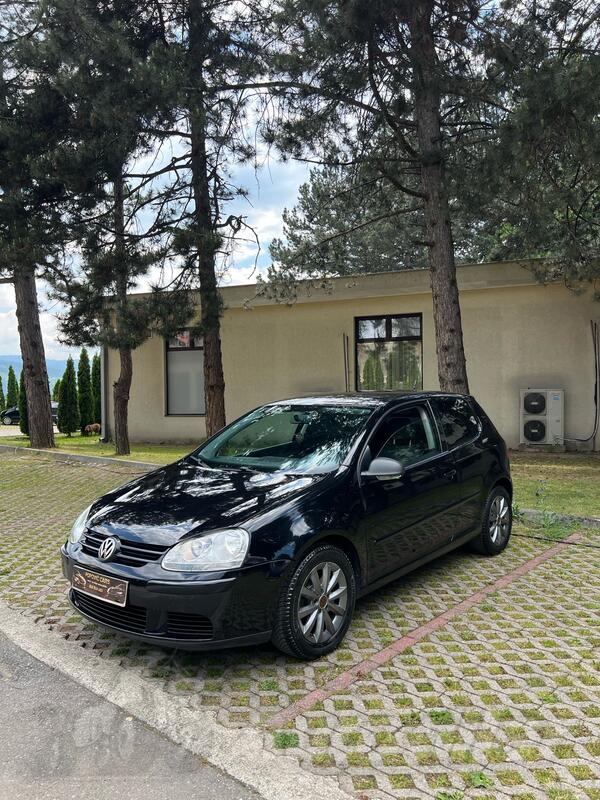 Volkswagen - Golf 5 - 1.9 tdi