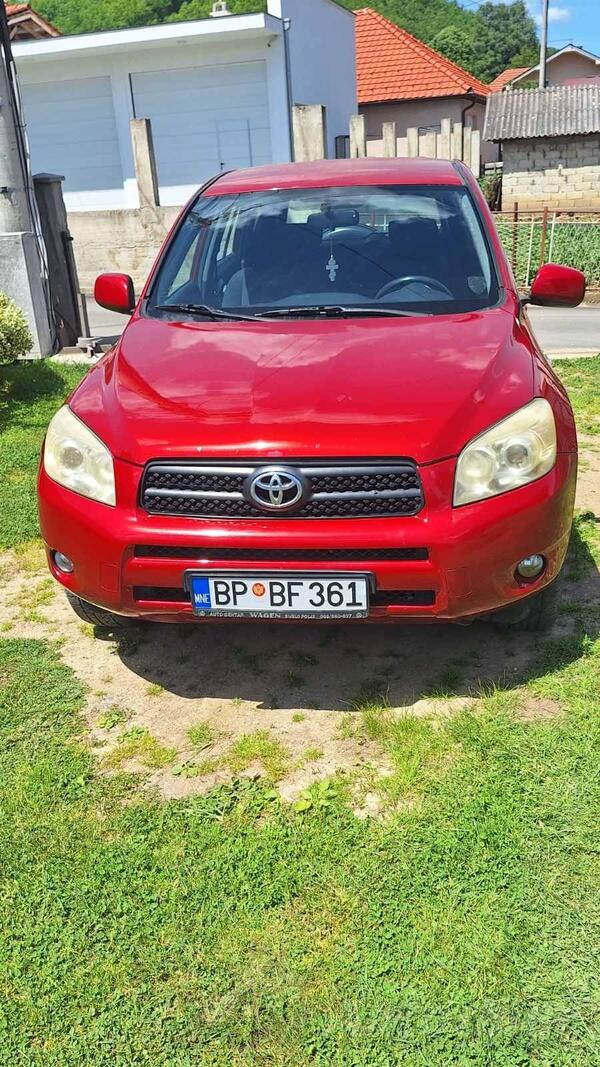 Toyota - RAV 4 - 2.2 100kw