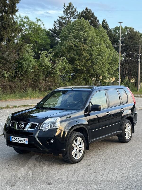 Nissan - X-Trail - 2.0 DCI