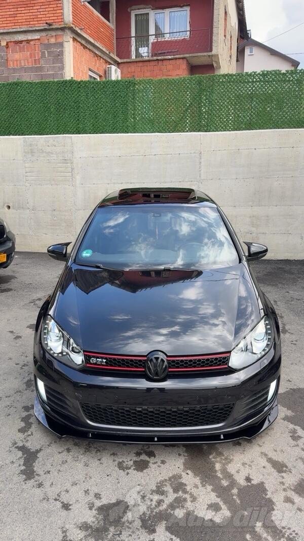 Volkswagen - Golf GTI - 2,0
