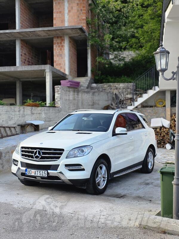 Mercedes Benz - ML 350 - 3.0 Bluetech