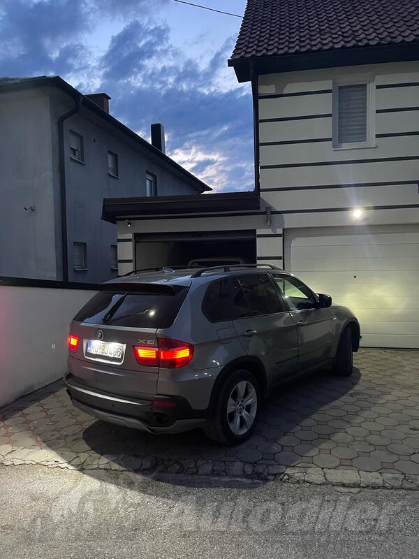 BMW - X5 - D