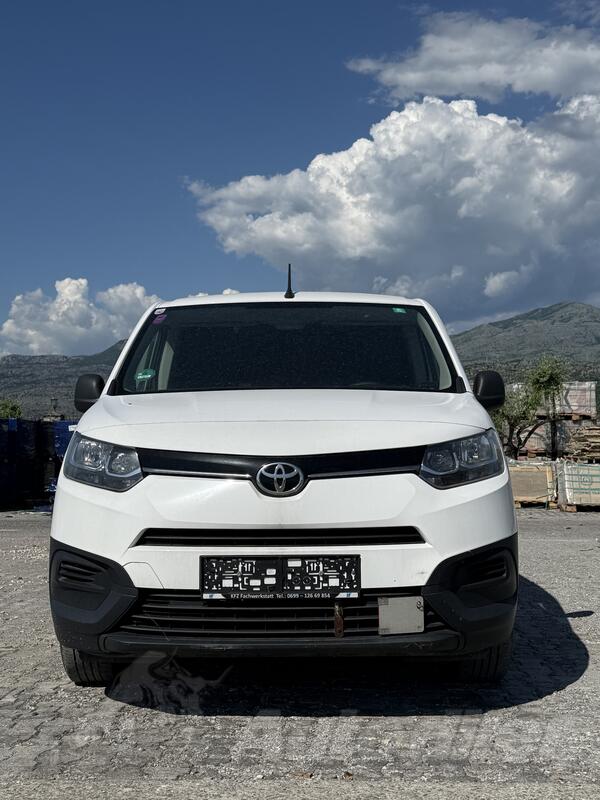 Toyota - Toyota PROACE CITY