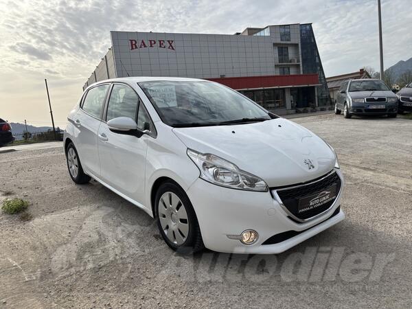 Peugeot - 208 - 1.4 HDI