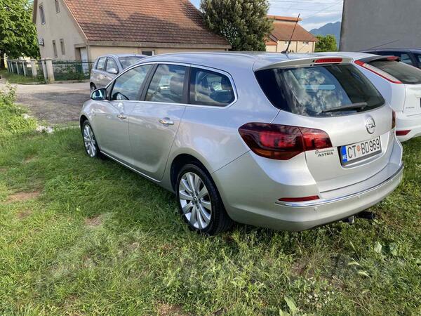 Opel - Astra - 1.7 tdci