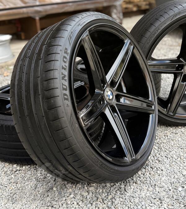 AEZ felne i Dunlop gume