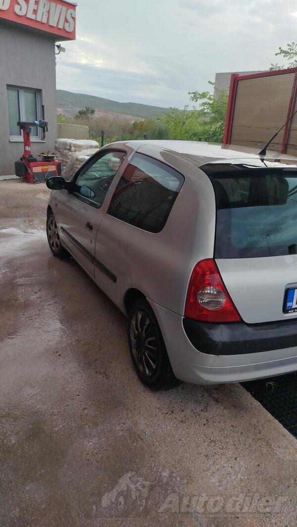 Renault - Clio - 1.4