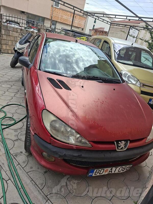 Peugeot - 206 - 1.4e