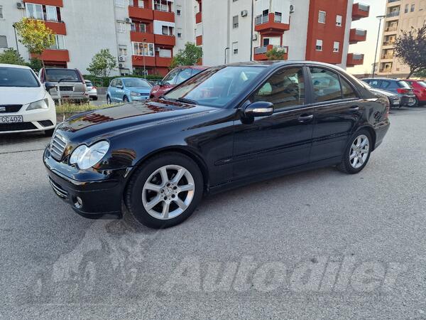 Mercedes Benz - C 220 - C220CDI