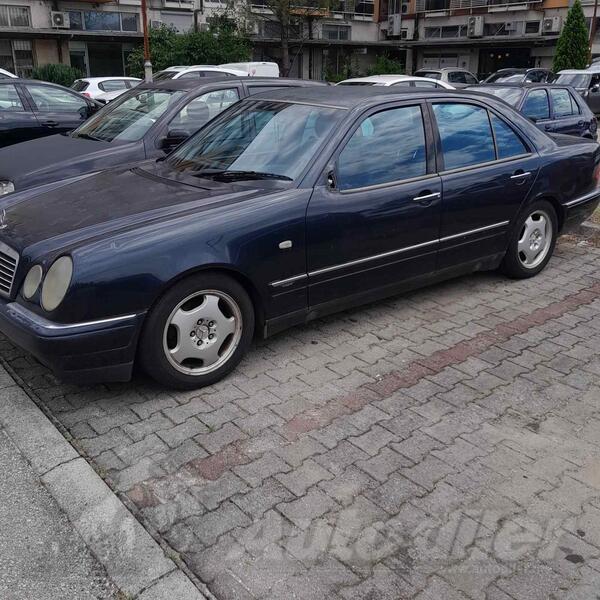 Mercedes Benz - E 250 - 2.5 cdi
