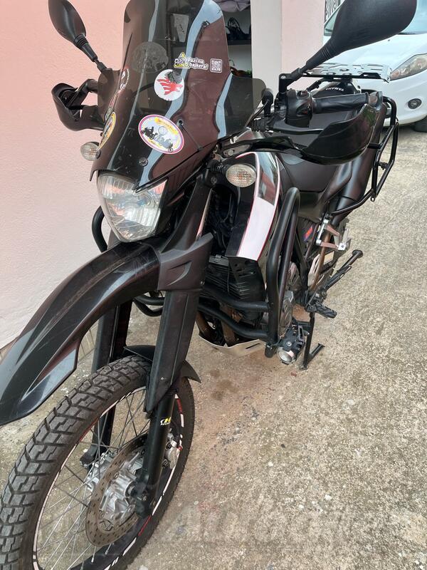 Yamaha - XT660R
