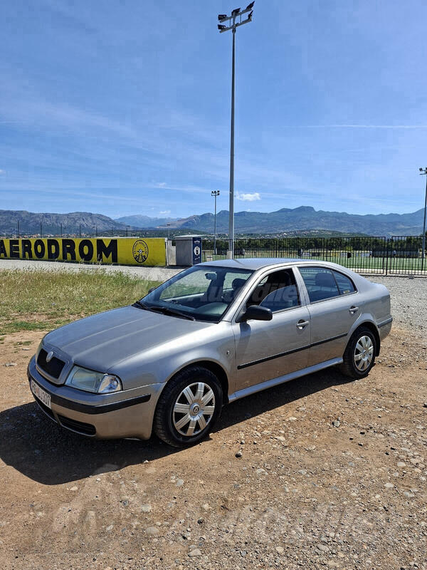 Škoda - Octavia - Tour