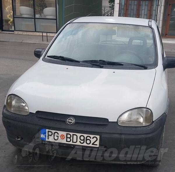 Opel - Corsa - 1.4 Benzin-Plin