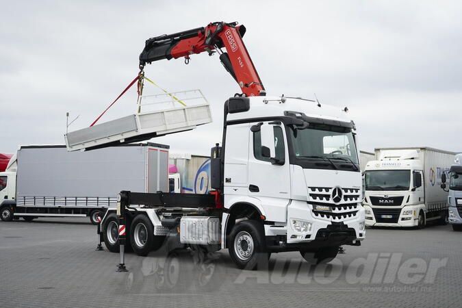 Mercedes Benz -  AROCS / 2651 / 6x4 / kran / 14,6 M / PILOT tegljač / DOM-2275