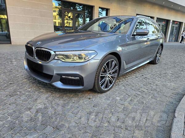 BMW - 520 - 520 D X-drive
