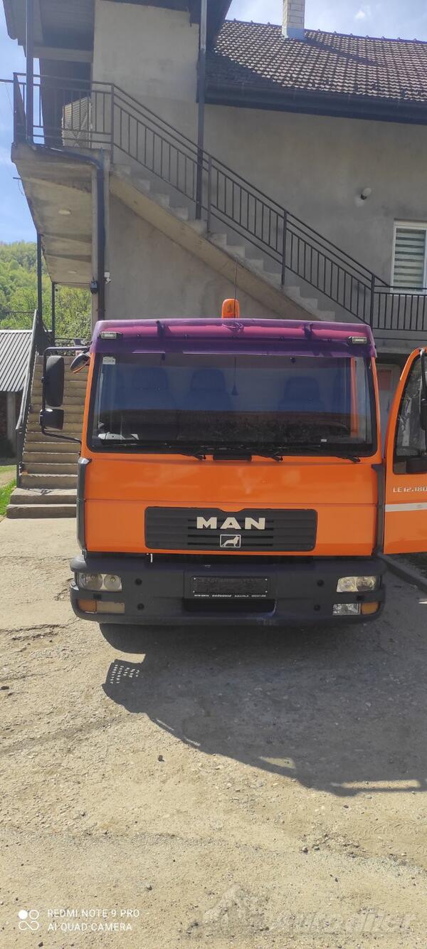 MAN - 12. 180