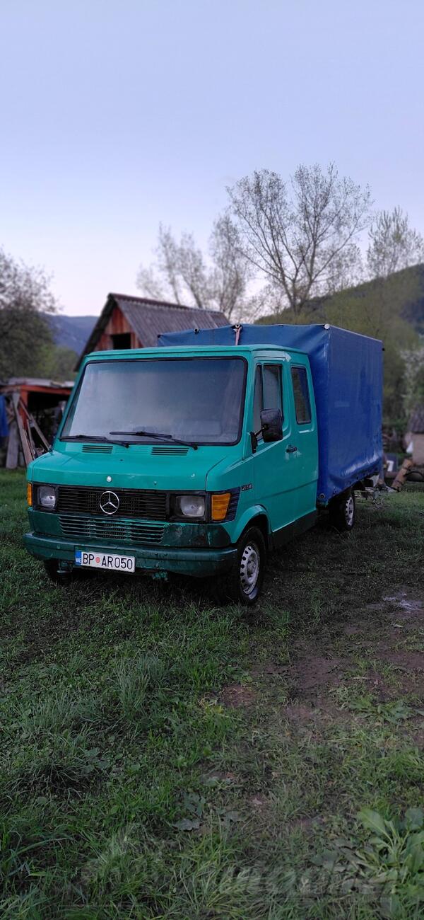 Mercedes Benz - 209D