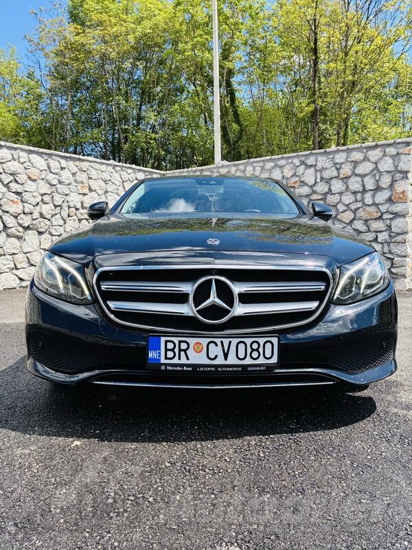 Mercedes Benz - E 220 - E 220 D