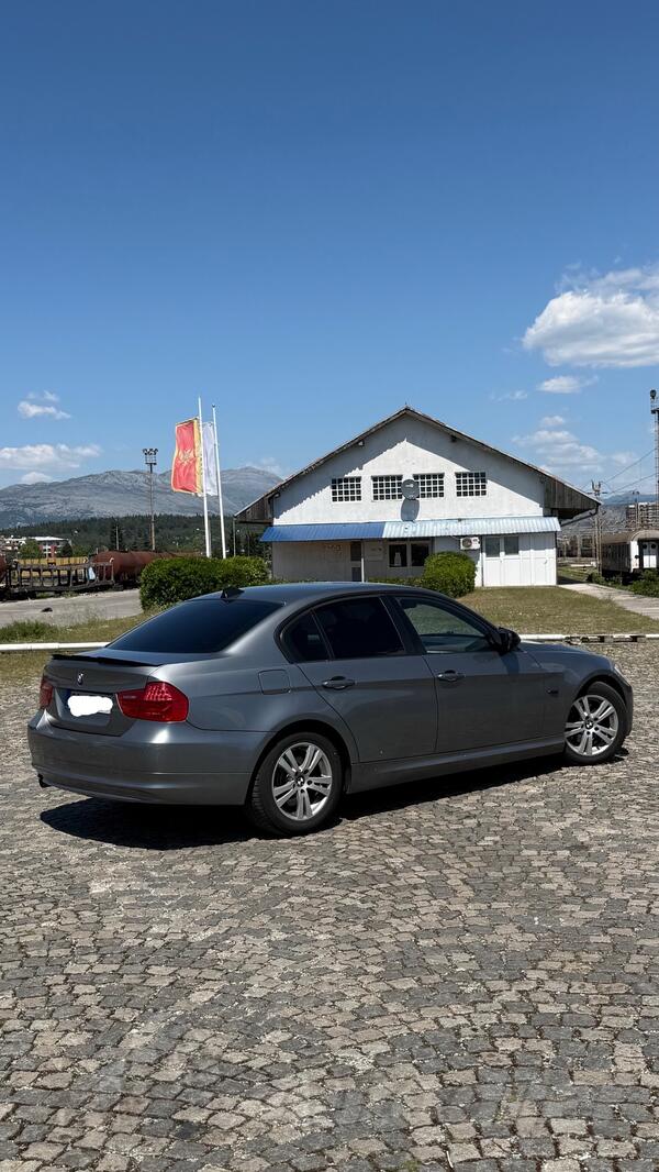 BMW - 318 - 2.0