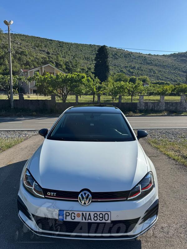 Volkswagen - Golf 7 - 1.4