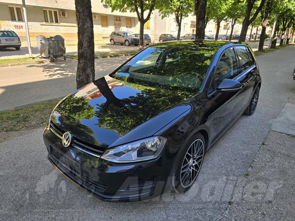 Volkswagen - Golf 7 - 2.0 TDI